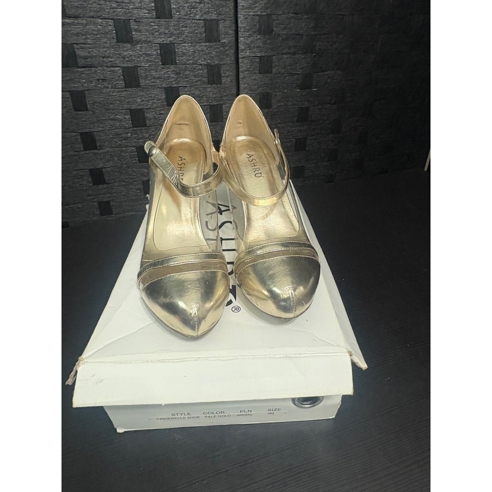 Astro women's gold and clear plastic heels size 9m
